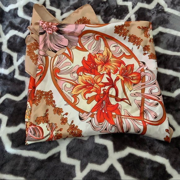 Princess Polly scarf top - Picture 4 of 5